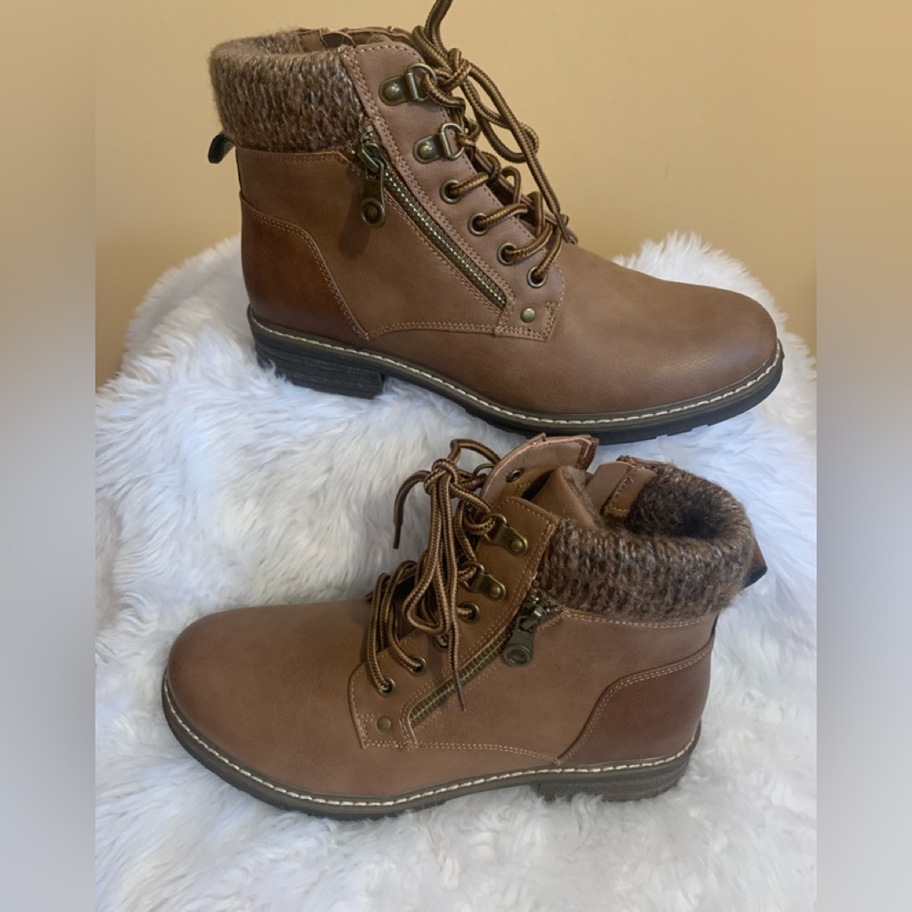 PATRIZIA Jadelyn light brown ladies lace up round toe booties size 8.5 NIB NWT - Picture 1 of 10